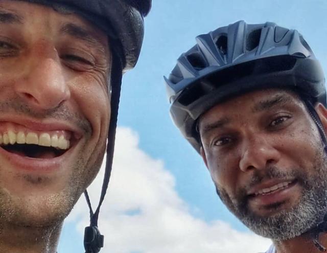 1618301476119066301.jpg 737353.jpg